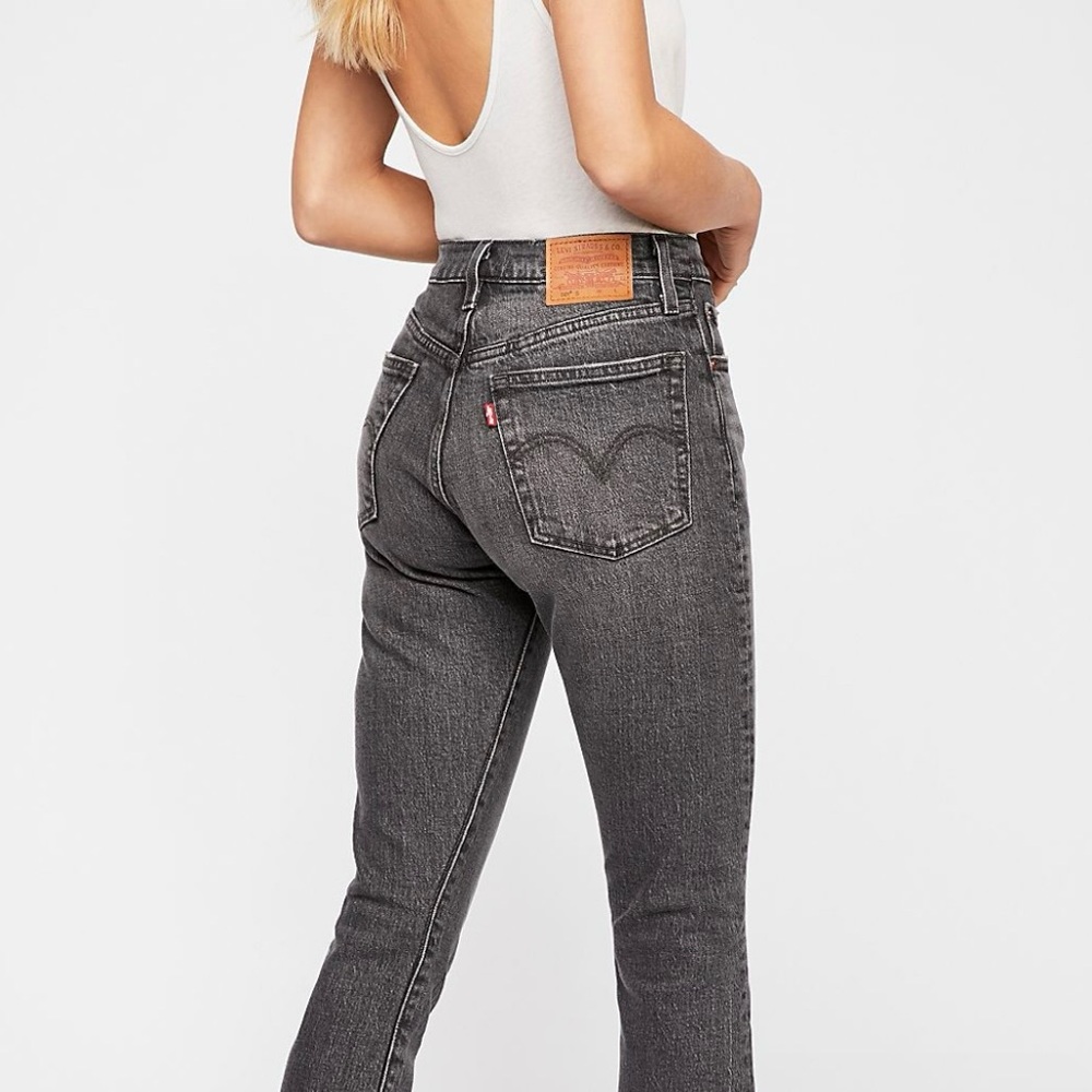 Levi’s 501 Skinny Frayed Ankle